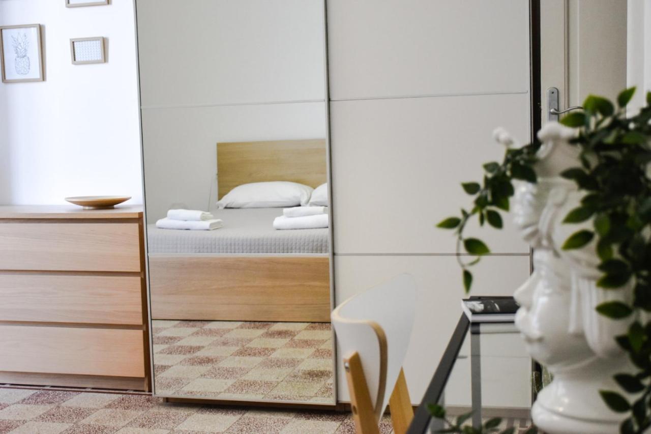 דירות סירקוזה Dione Apartament מראה חיצוני תמונה