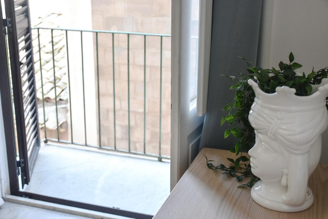 דירות סירקוזה Dione Apartament מראה חיצוני תמונה