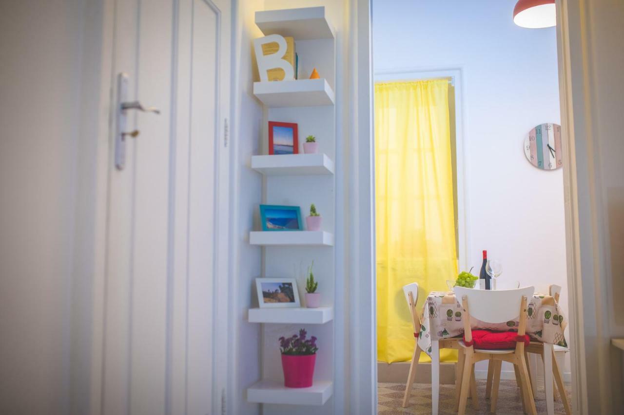 דירות סירקוזה Dione Apartament מראה חיצוני תמונה